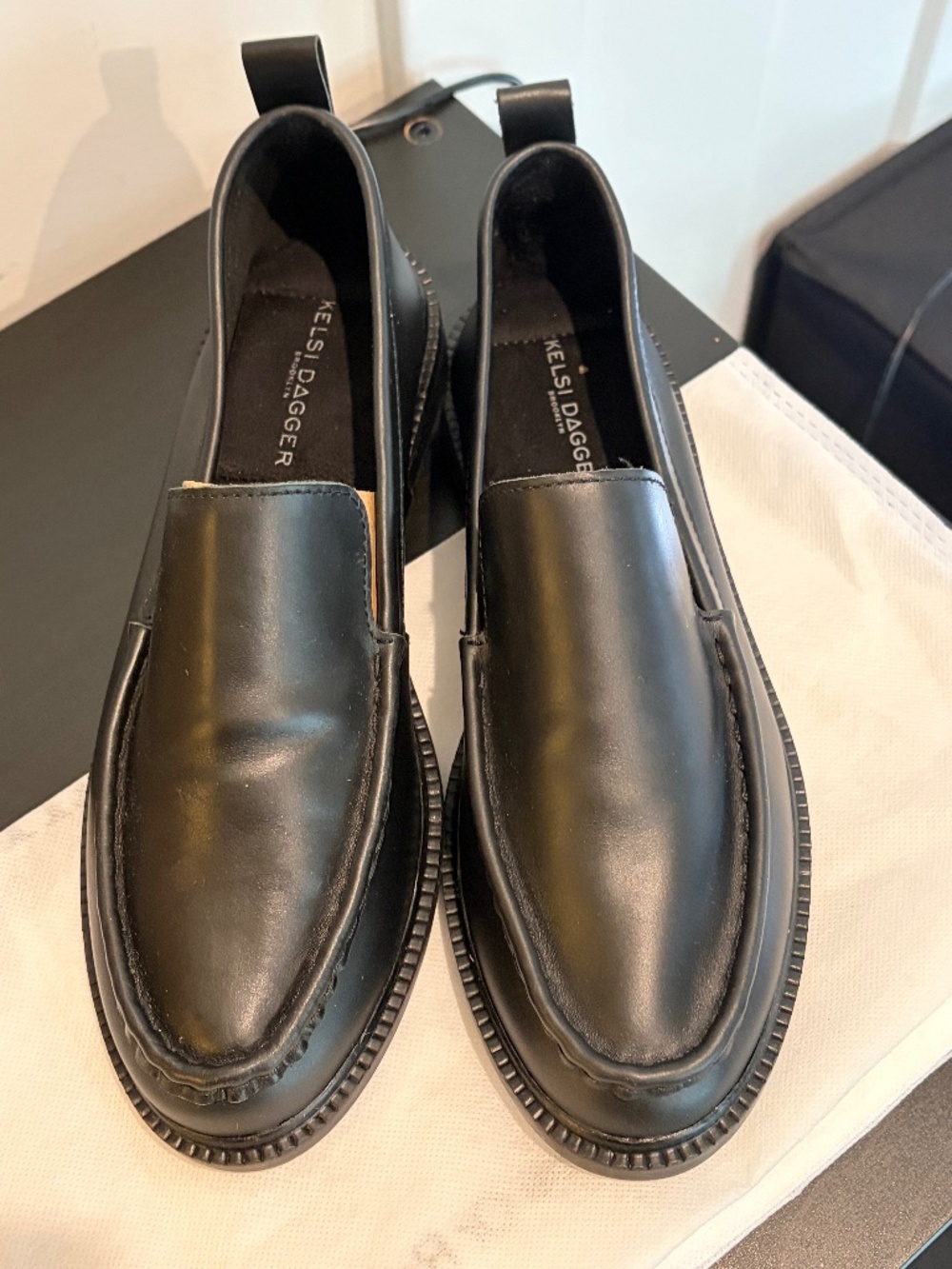 Kelsi Dagger Brooklyn Glossy Leather Loafer 8.5 - LOFTGL